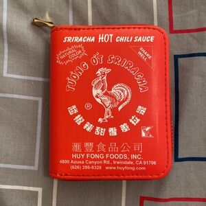 Sriracha Hot Chili Sauce Wallet